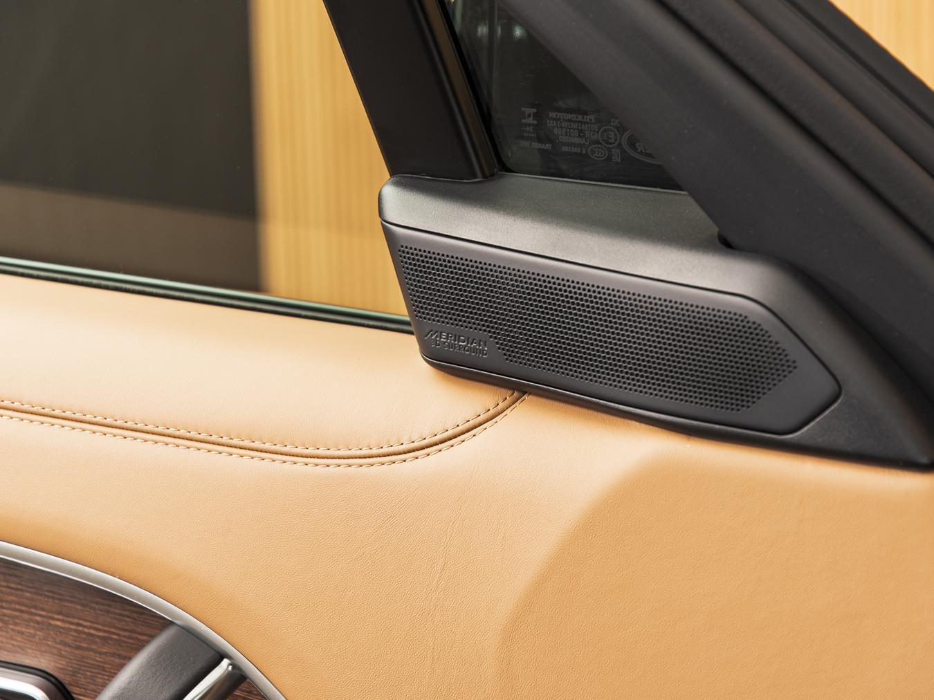 Land Rover Range Rover P460e HSE