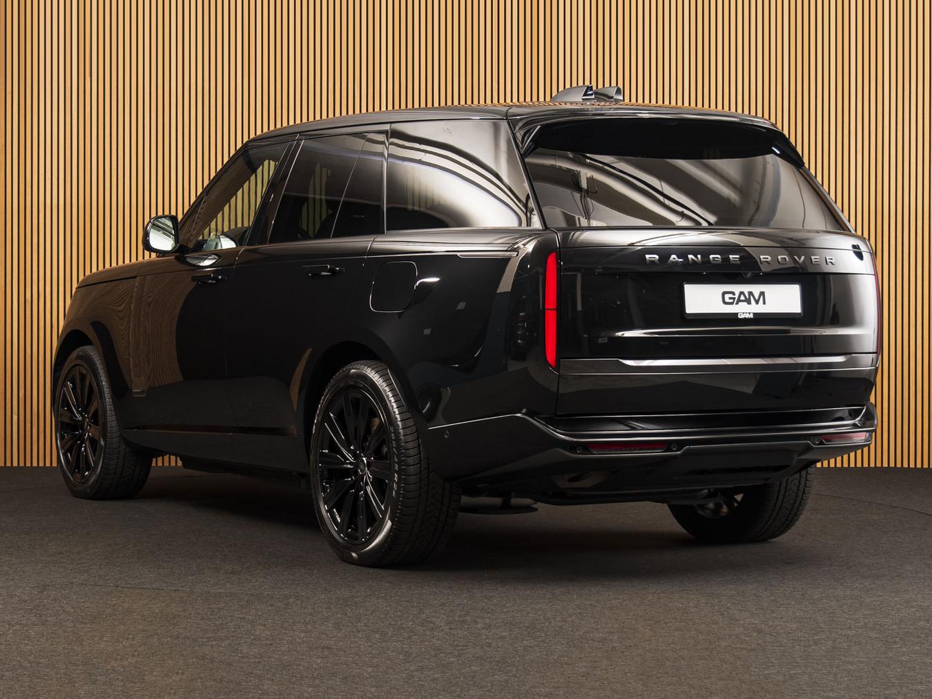 Land Rover Range Rover P550e Autobiography