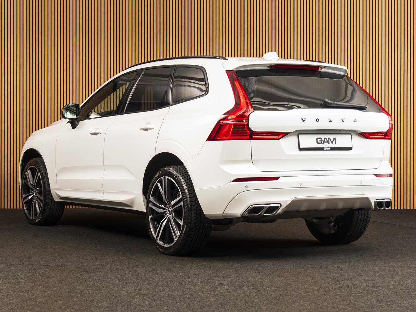 Volvo XC60 2.0 B4 R-Design