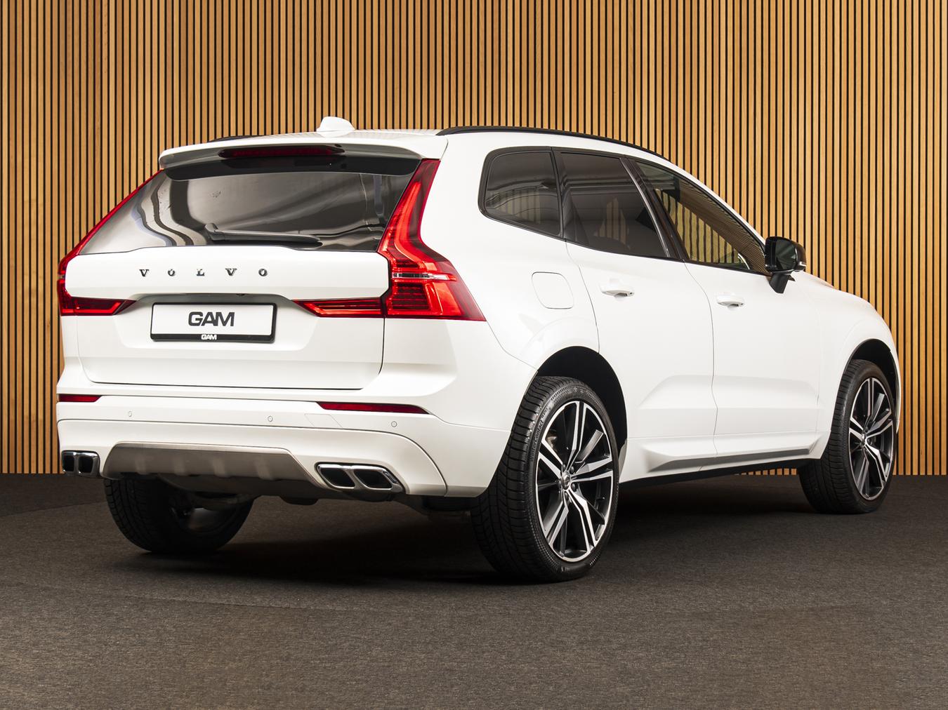 Volvo XC60 2.0 B4 R-Design