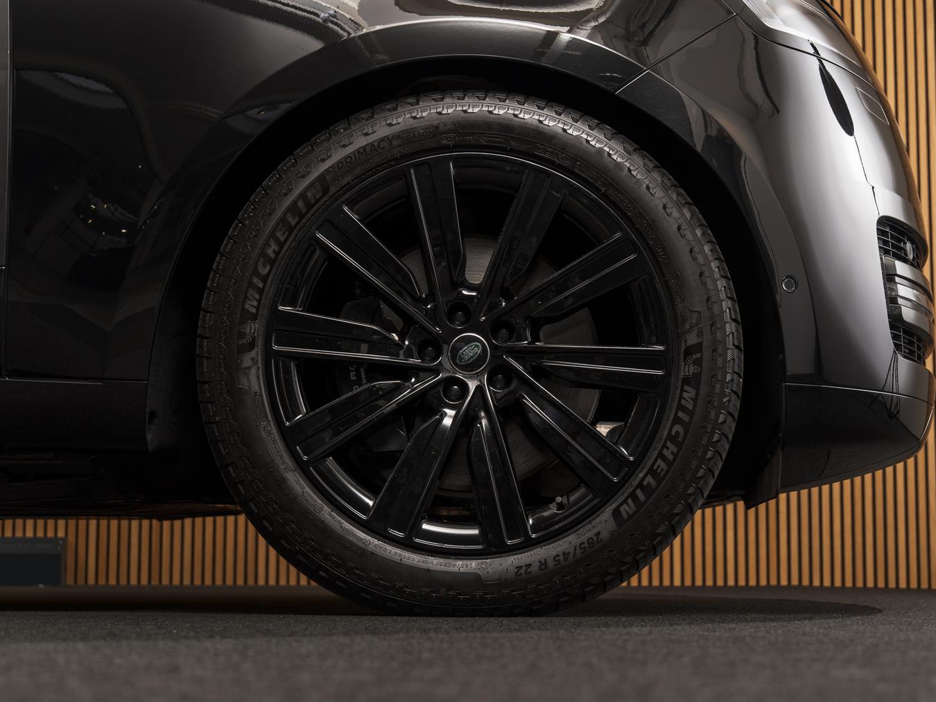 Land Rover Range Rover P550e Autobiography