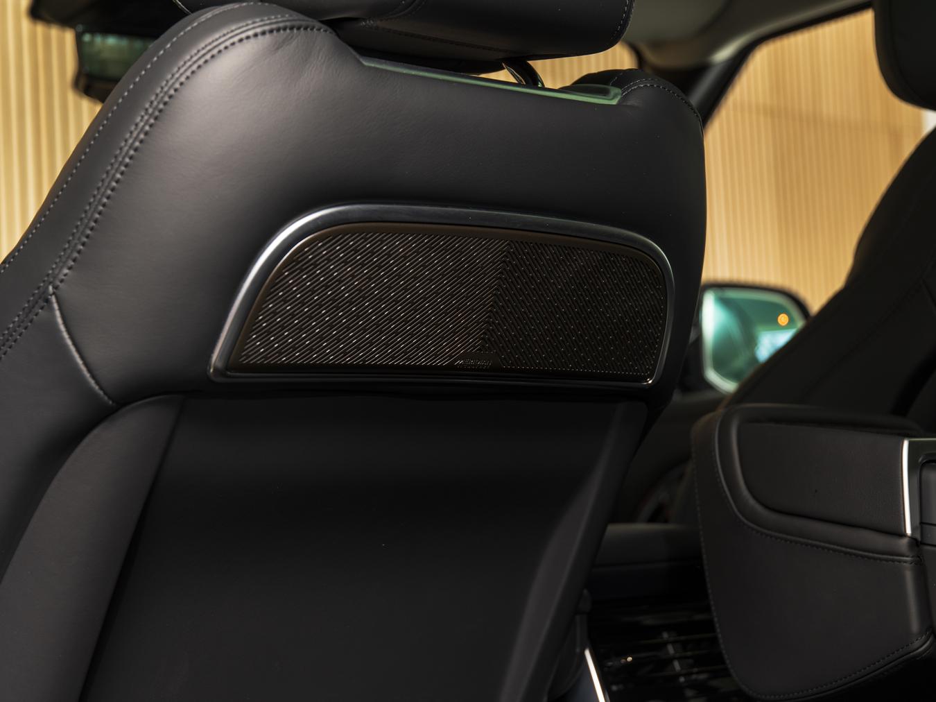 Land Rover Range Rover P550e Autobiography