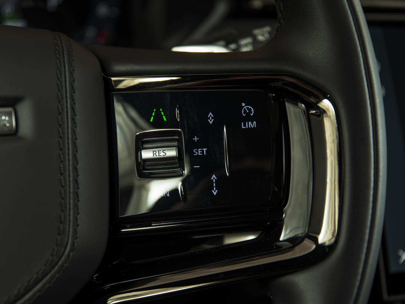 Land Rover Range Rover Velar R-DYNAMIC SE P400e