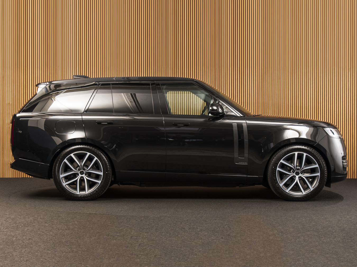 Land Rover Range Rover P550e Autobiography