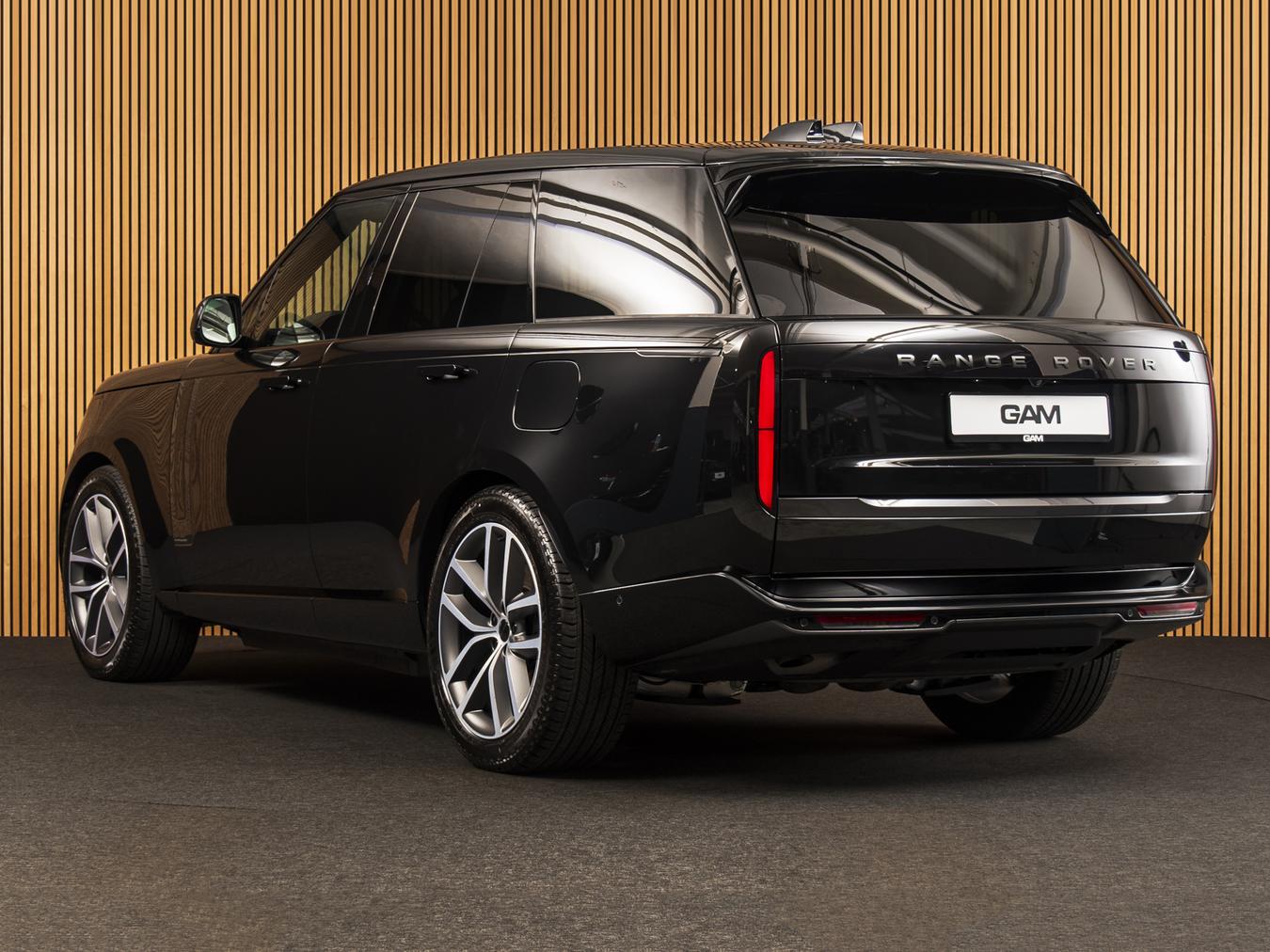 Land Rover Range Rover P550e Autobiography