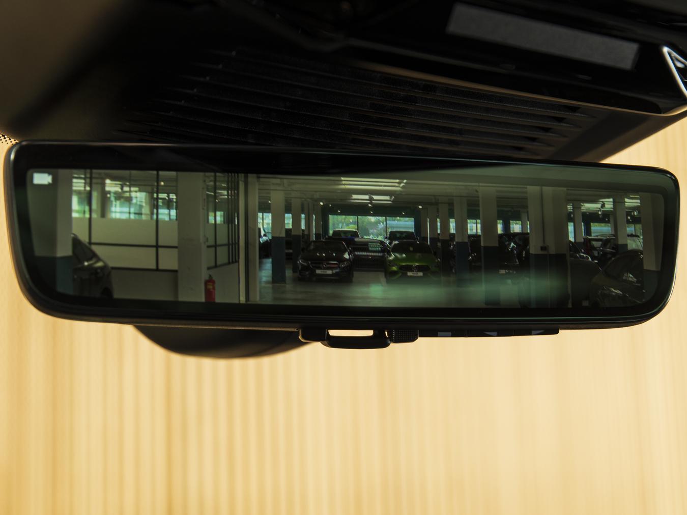 Land Rover Range Rover P550e Autobiography