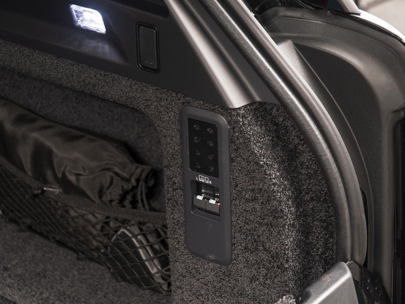 Land Rover Range Rover P550e Autobiography