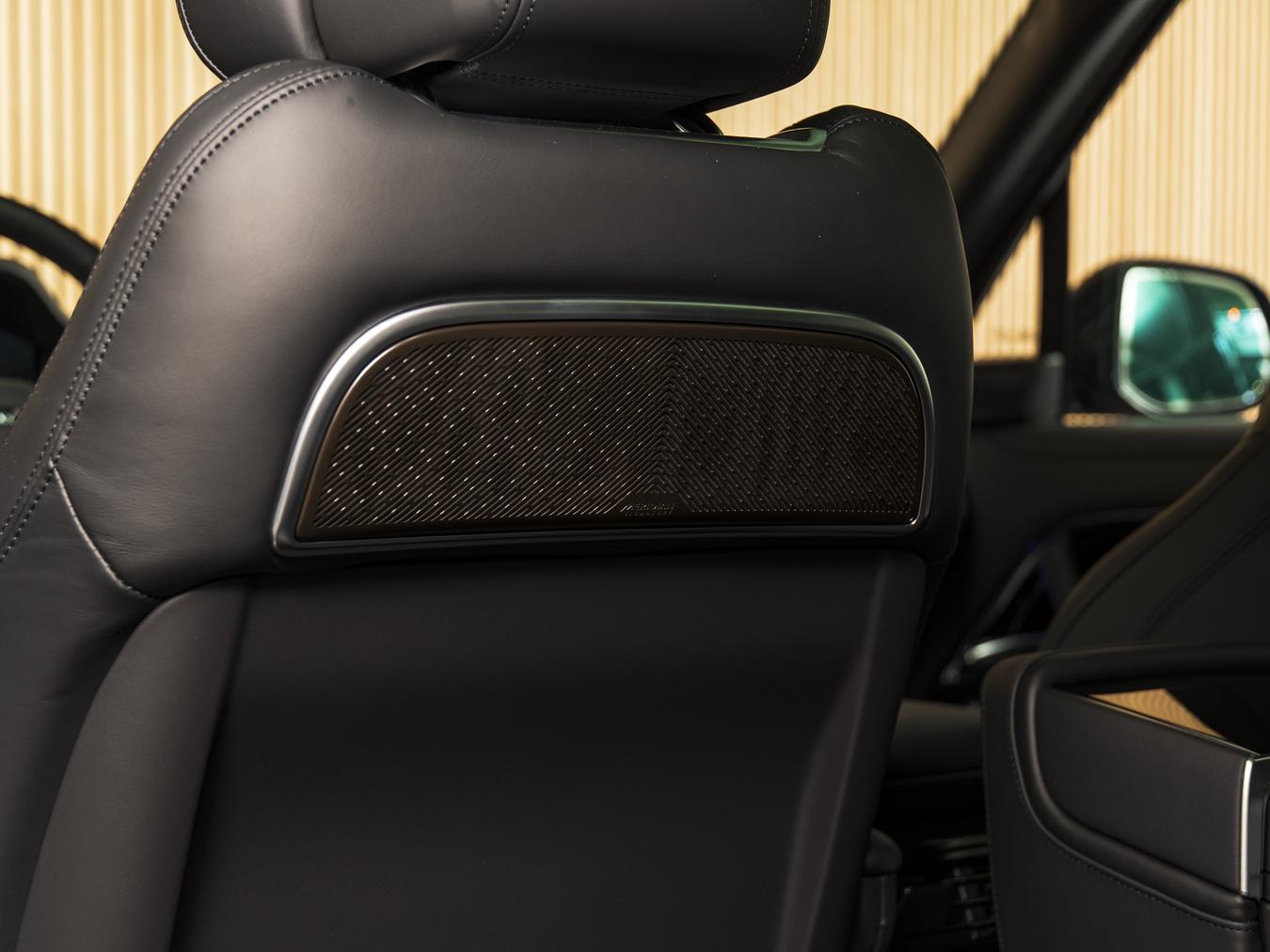 Land Rover Range Rover P550e Autobiography