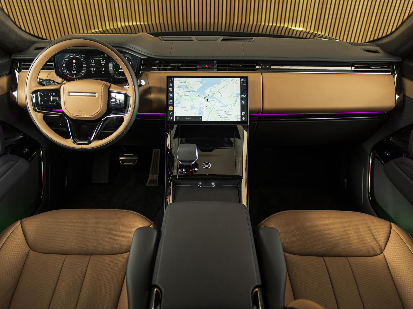 Land Rover Range Rover Sport P550e Autobiography