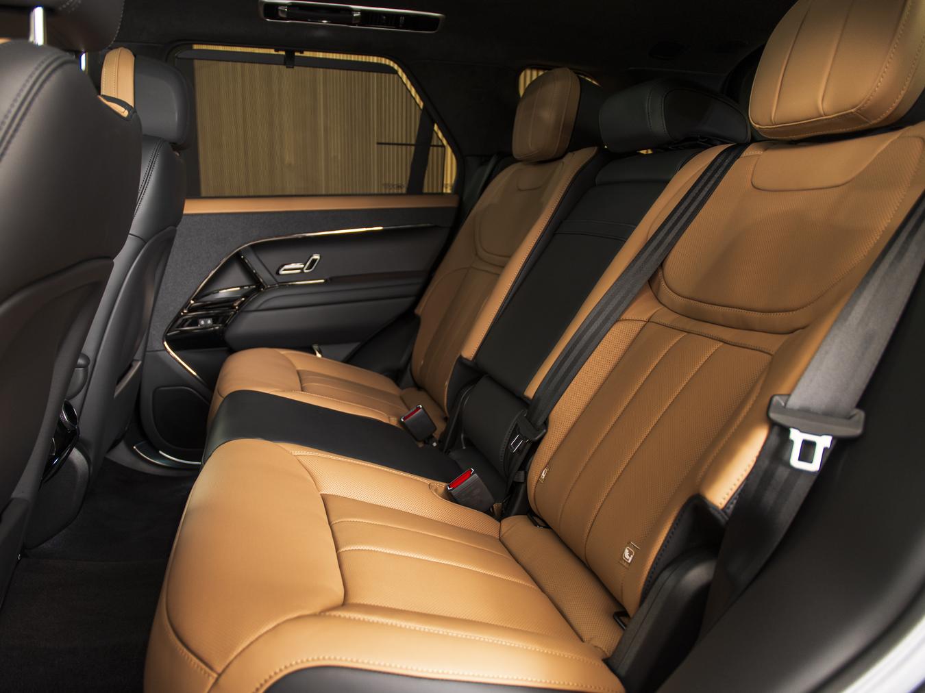 Land Rover Range Rover Sport P550e Autobiography