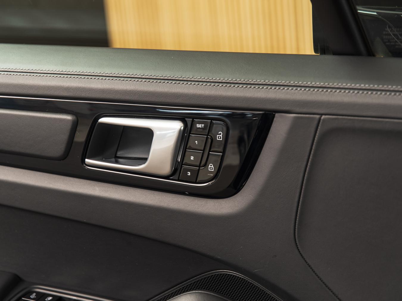 Porsche Cayenne 4.0 Turbo S E-Hybrid