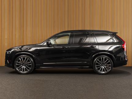 Volvo XC90 T8 AWD Ultra Dark