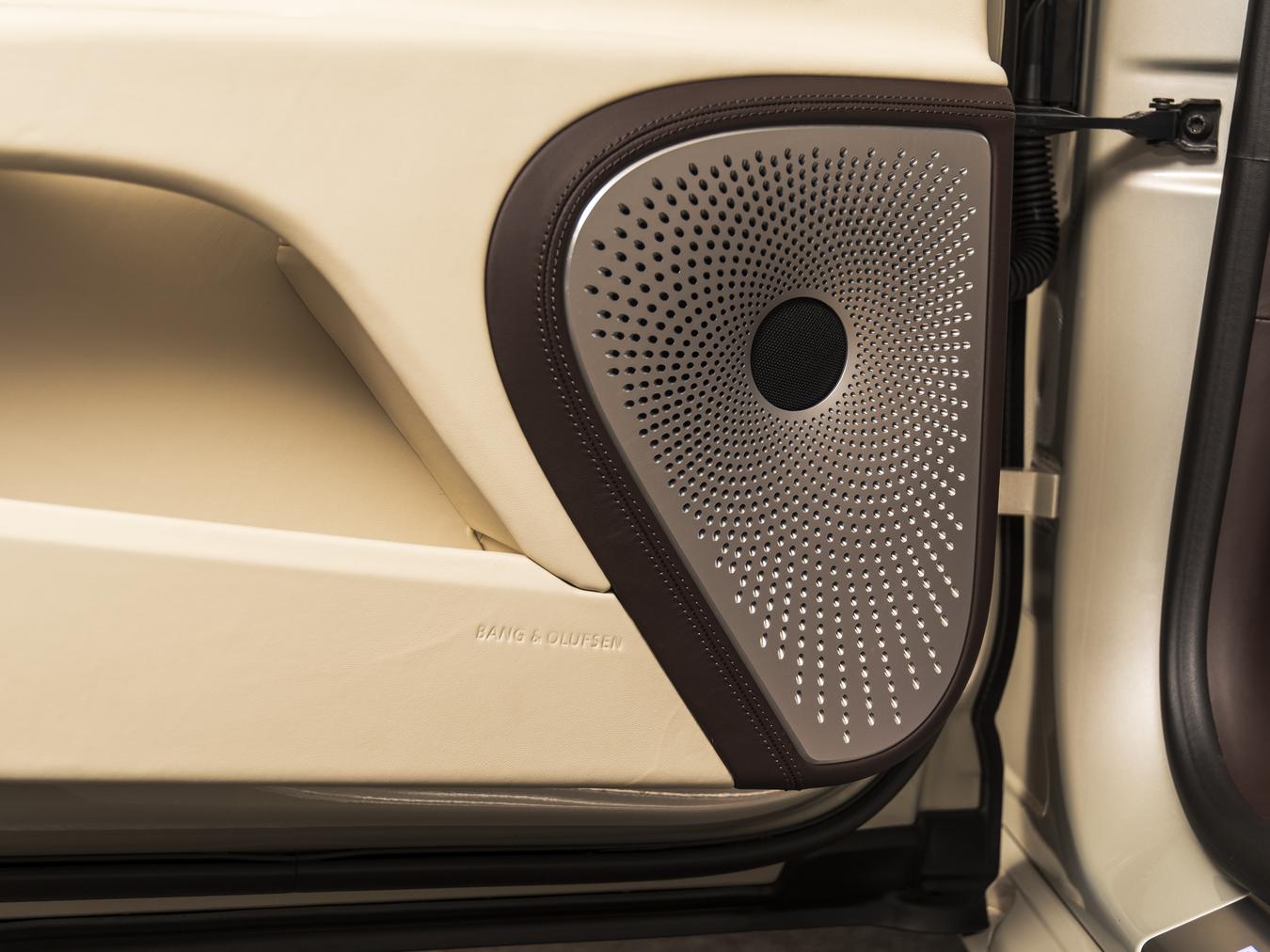 Bentley Flying Spur Hybrid