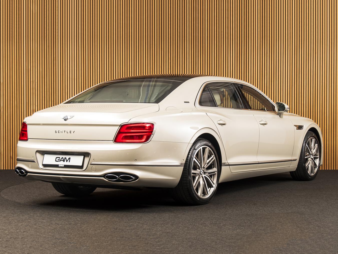 Bentley Flying Spur Hybrid