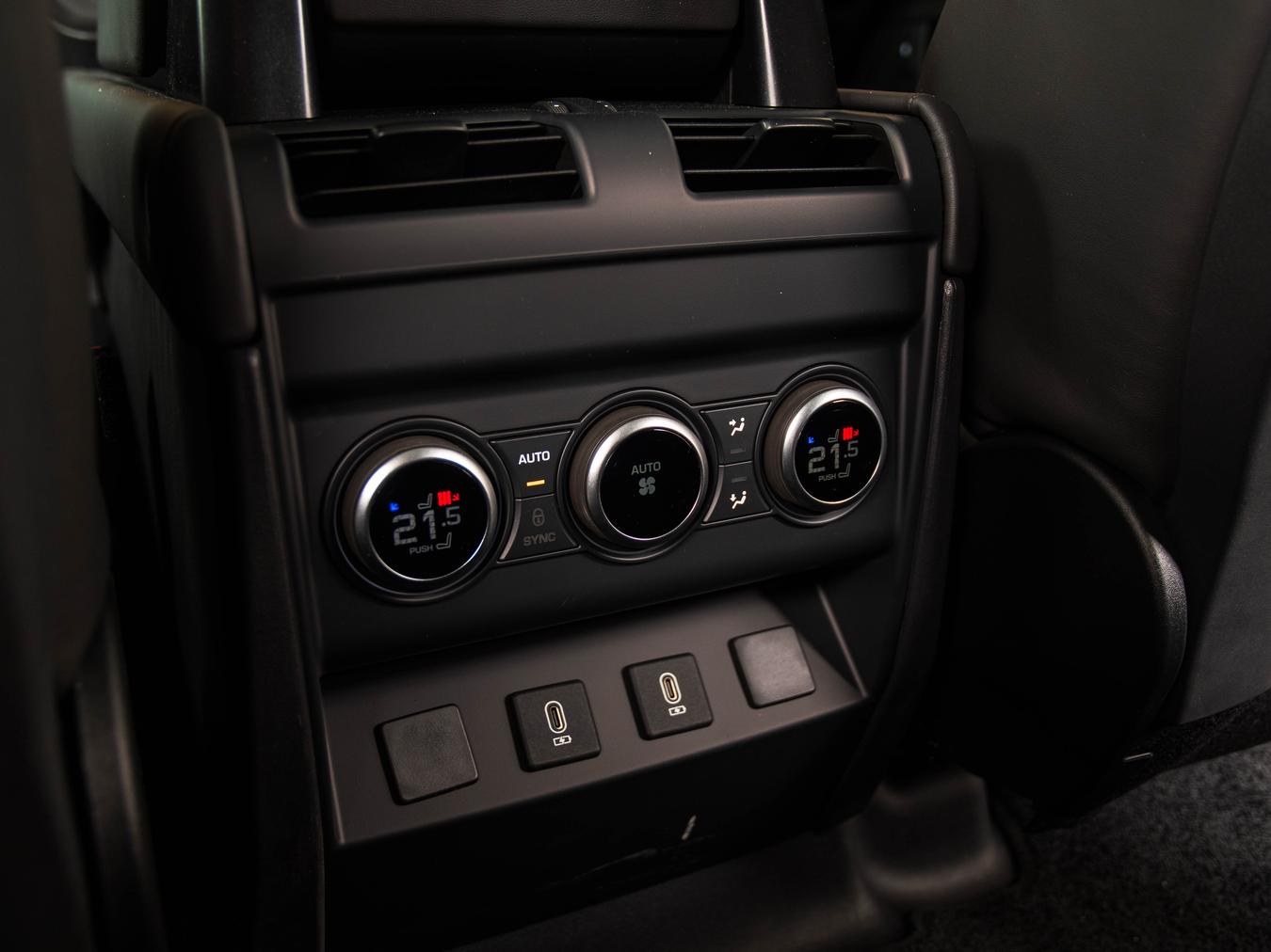 Land Rover Defender 110 P425 V8 X-Dynamic HSE