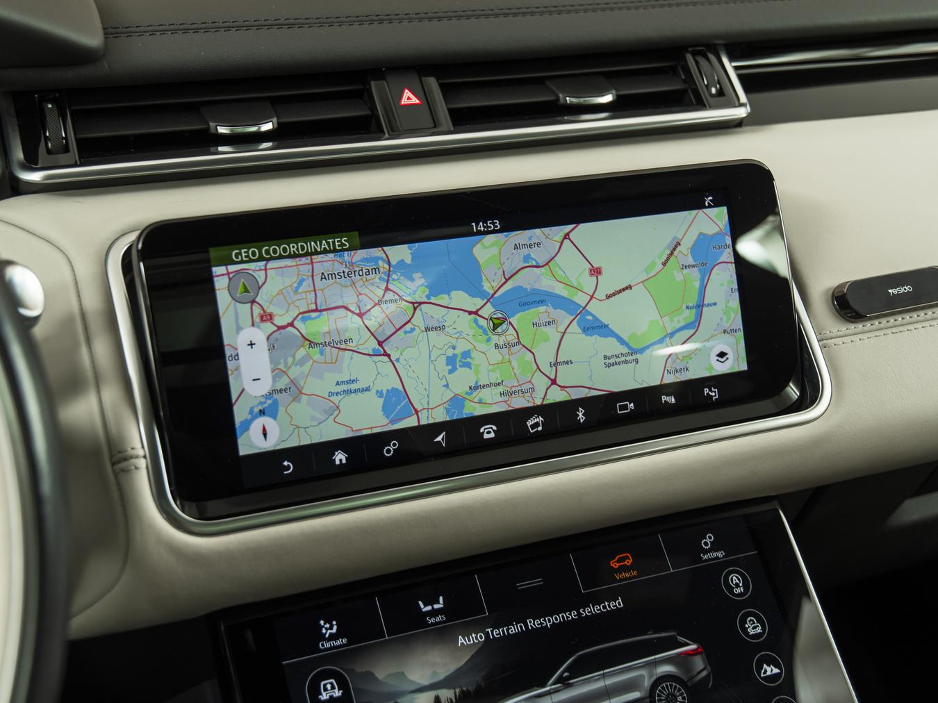 Land Rover Range Rover Velar 3.0 V6 SC AWD R-dynam