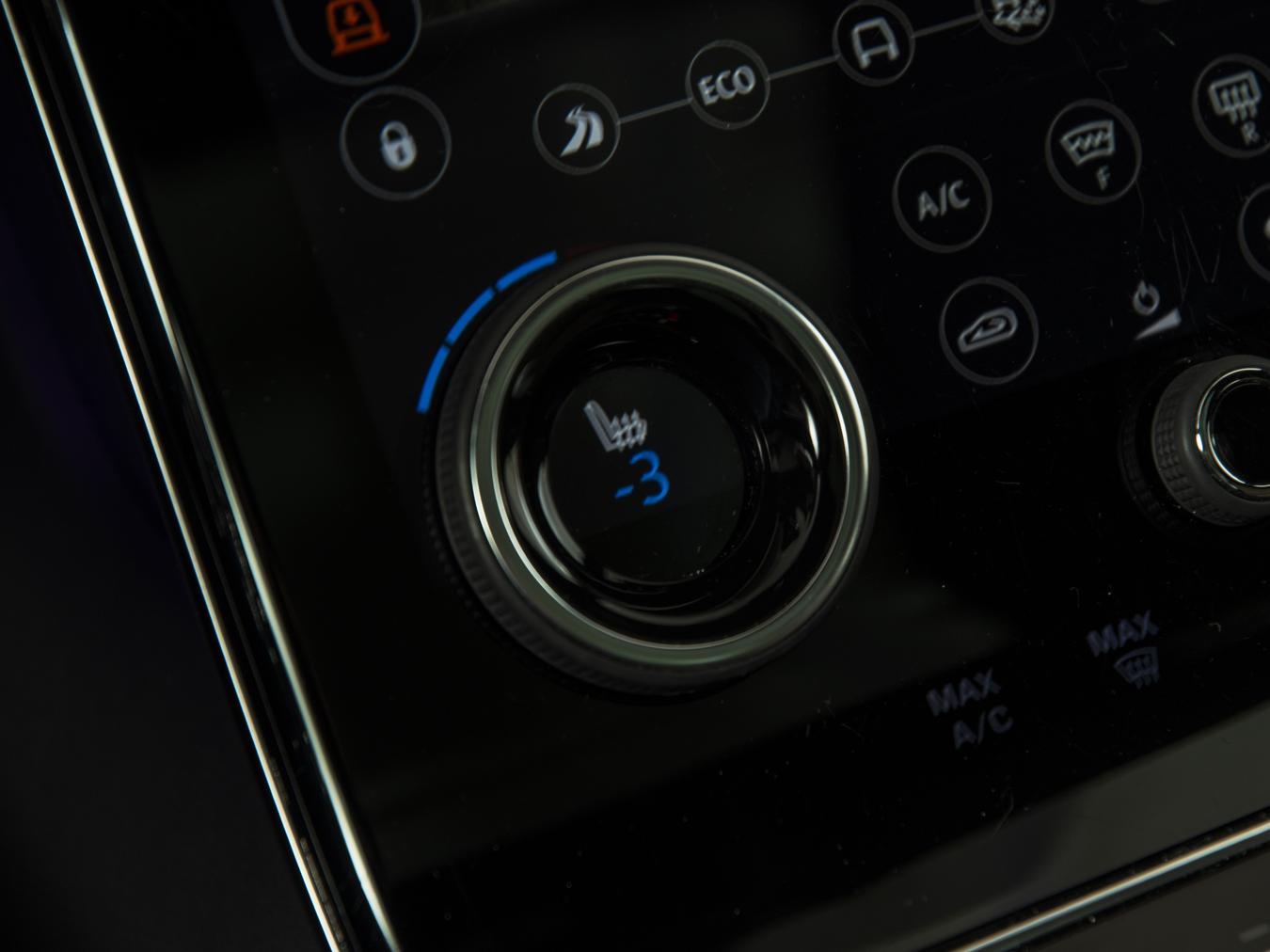 Land Rover Range Rover Velar 3.0 V6 SC AWD R-dynam