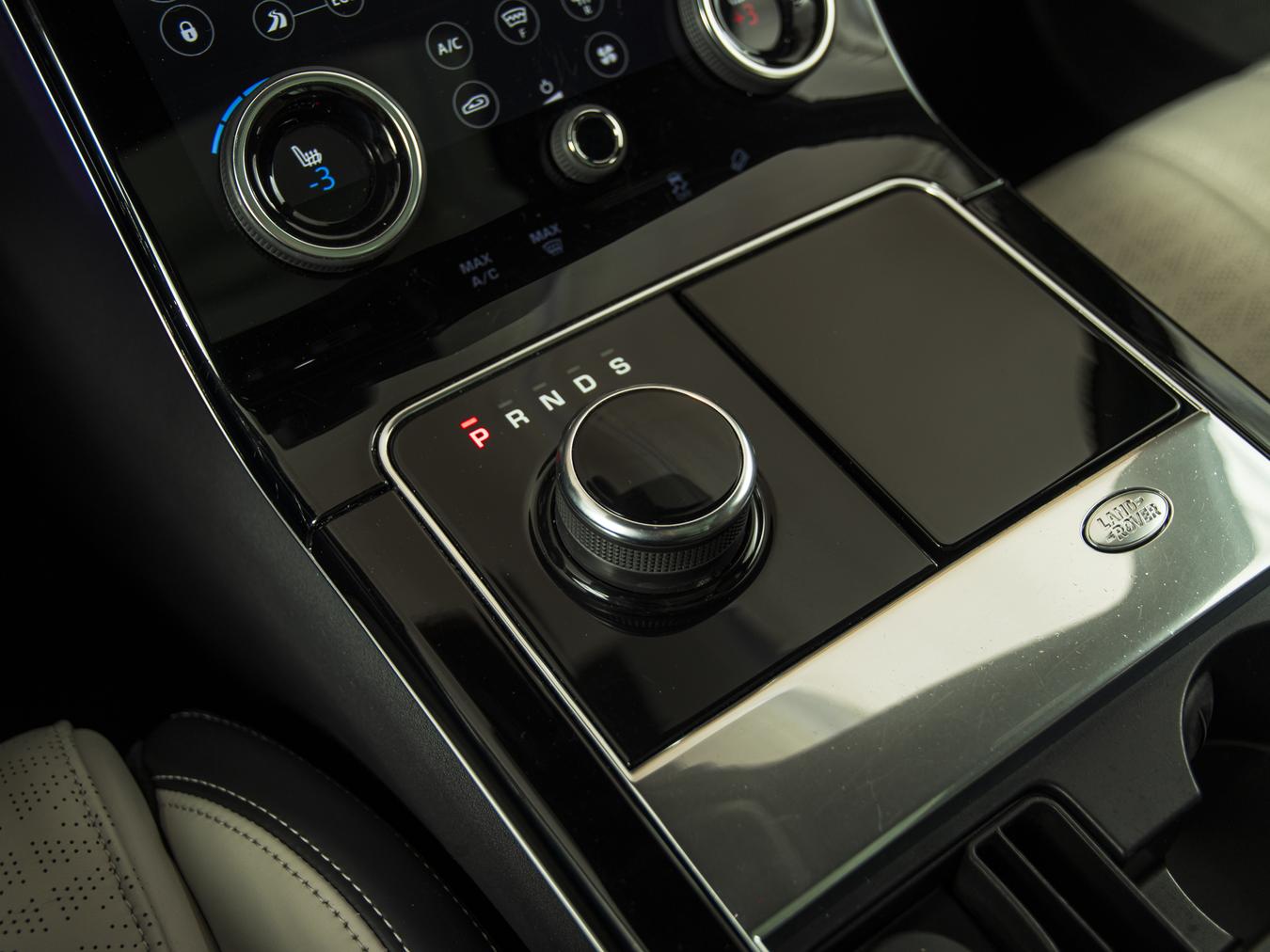 Land Rover Range Rover Velar 3.0 V6 SC AWD R-dynam