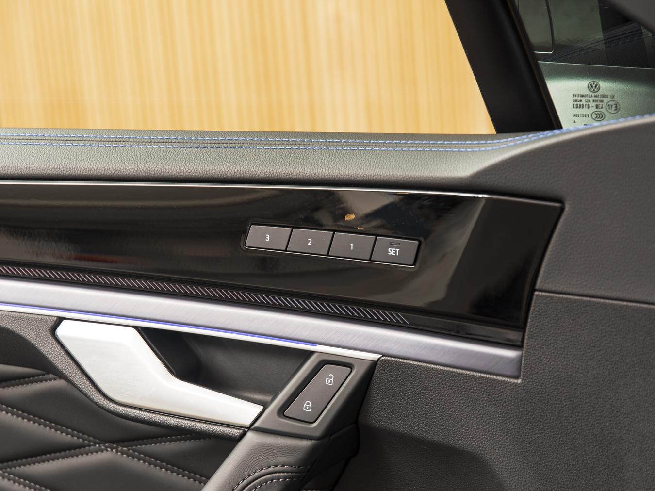 Volkswagen Touareg R eHybrid TSI 4MOTION