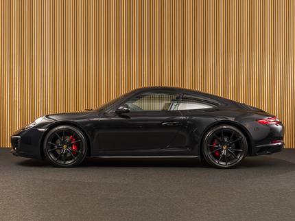 Porsche 911 Carrera 4