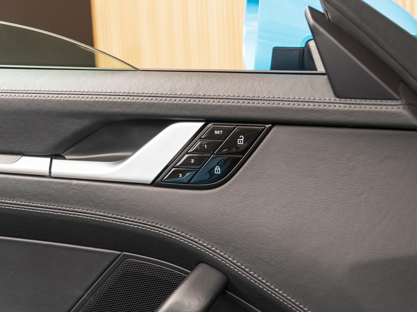 Porsche 911 Carrera S Cabriolet