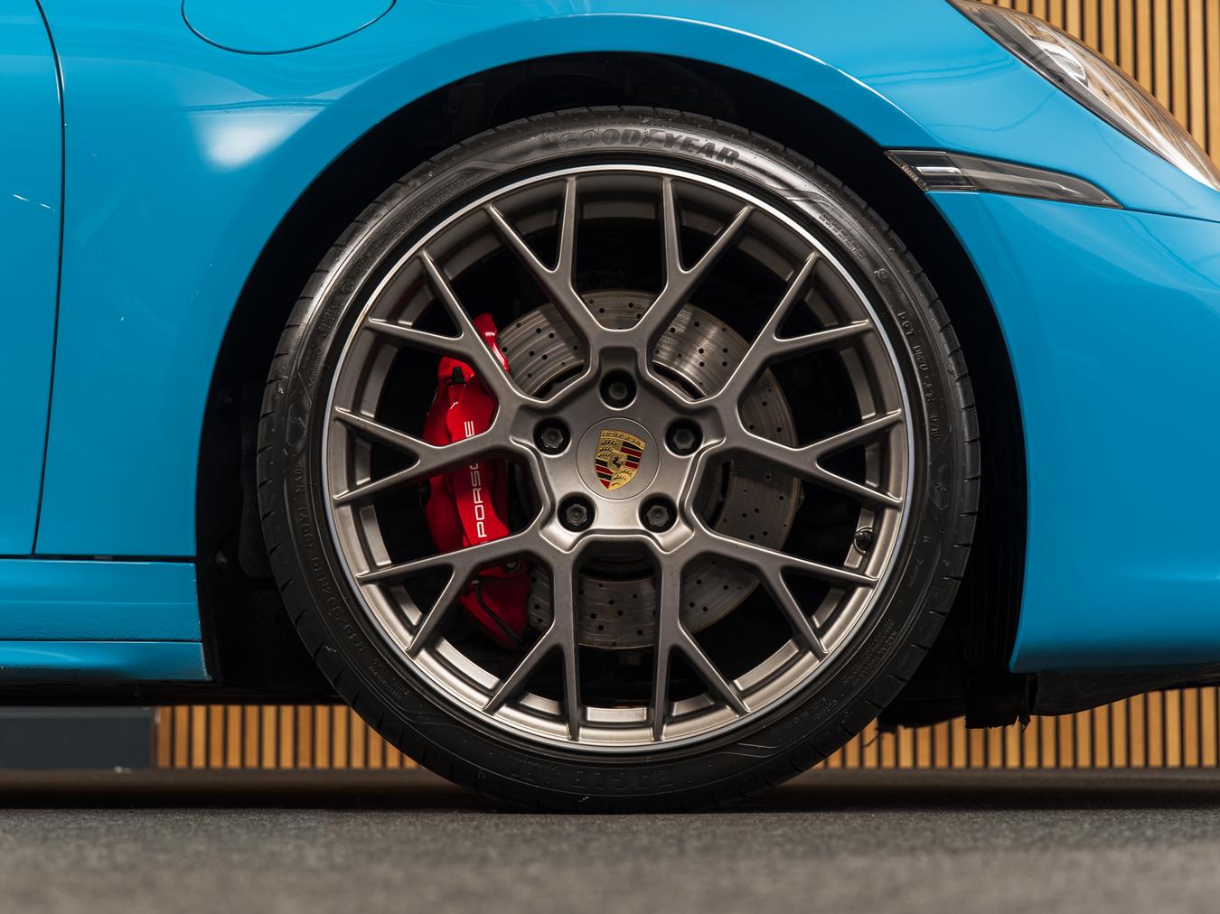 Porsche 911 Carrera S Cabriolet