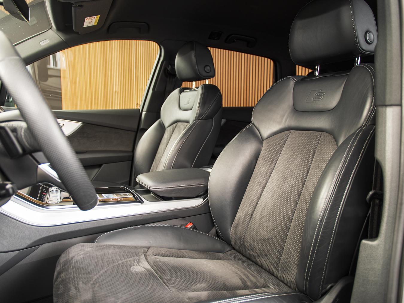 Audi Q7 60 TFSI-e Quattro S-Line