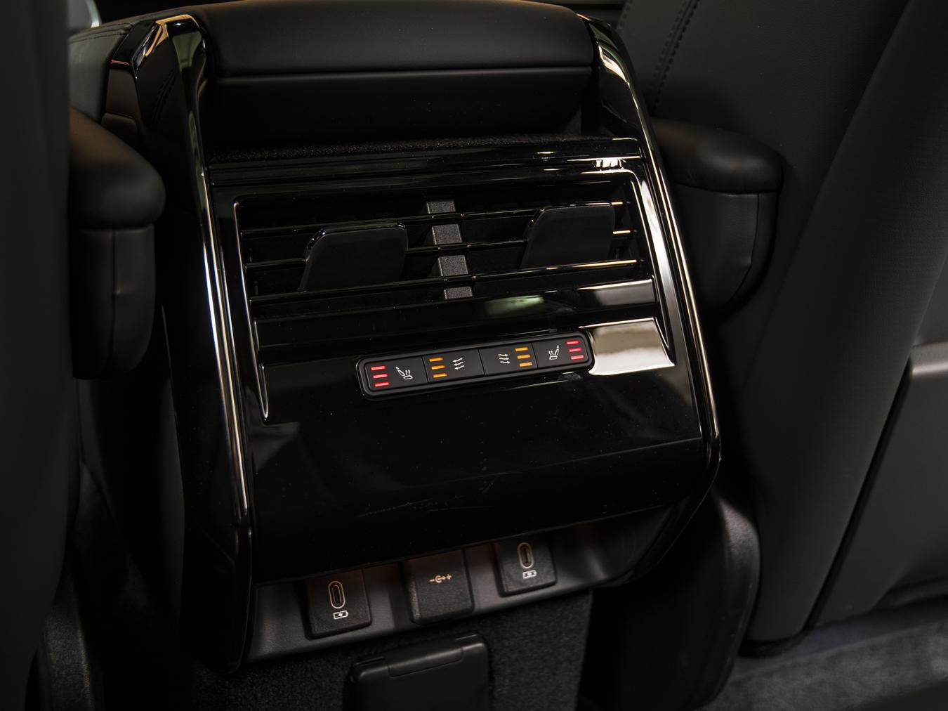 Land Rover Range Rover Sport P460e Dynamic SE