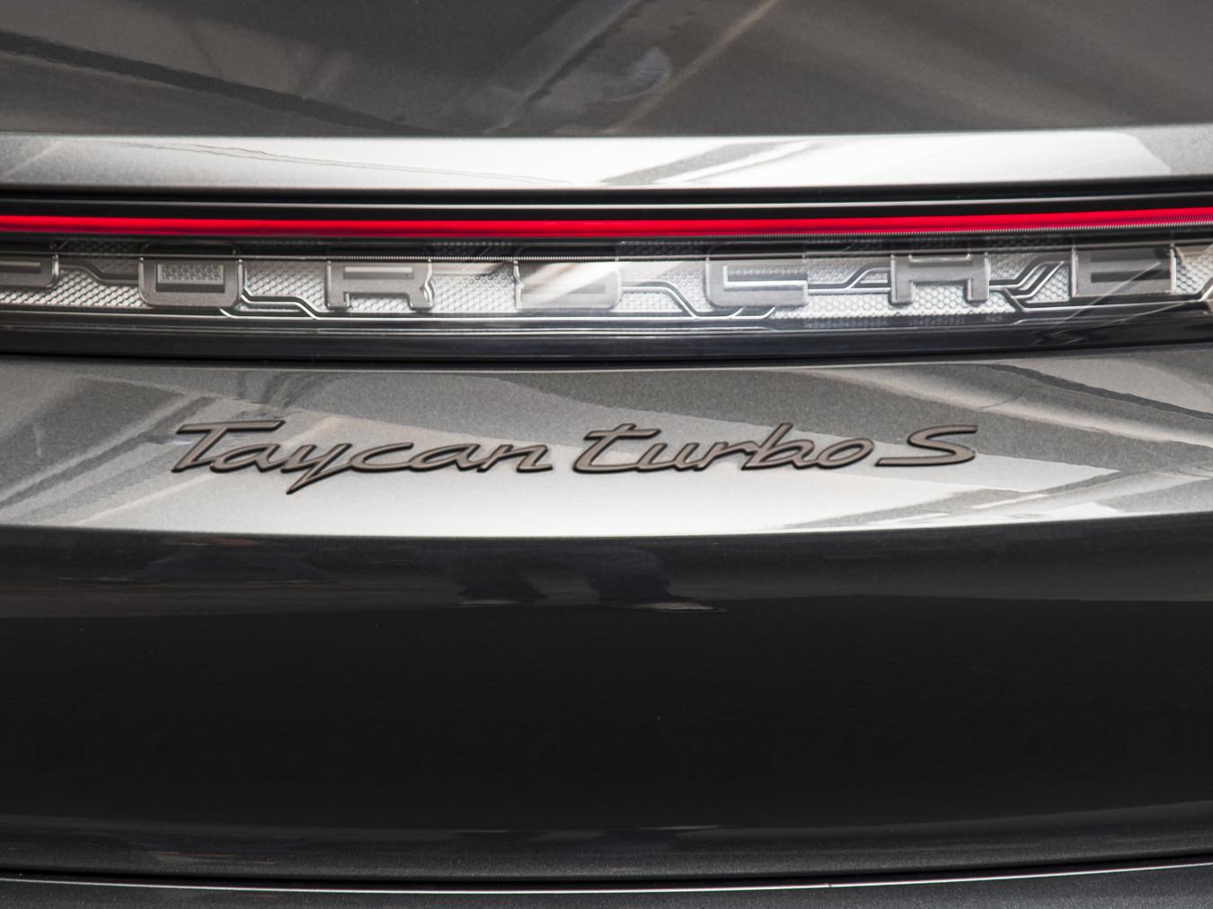 Porsche Taycan Sport Turismo Turbo S