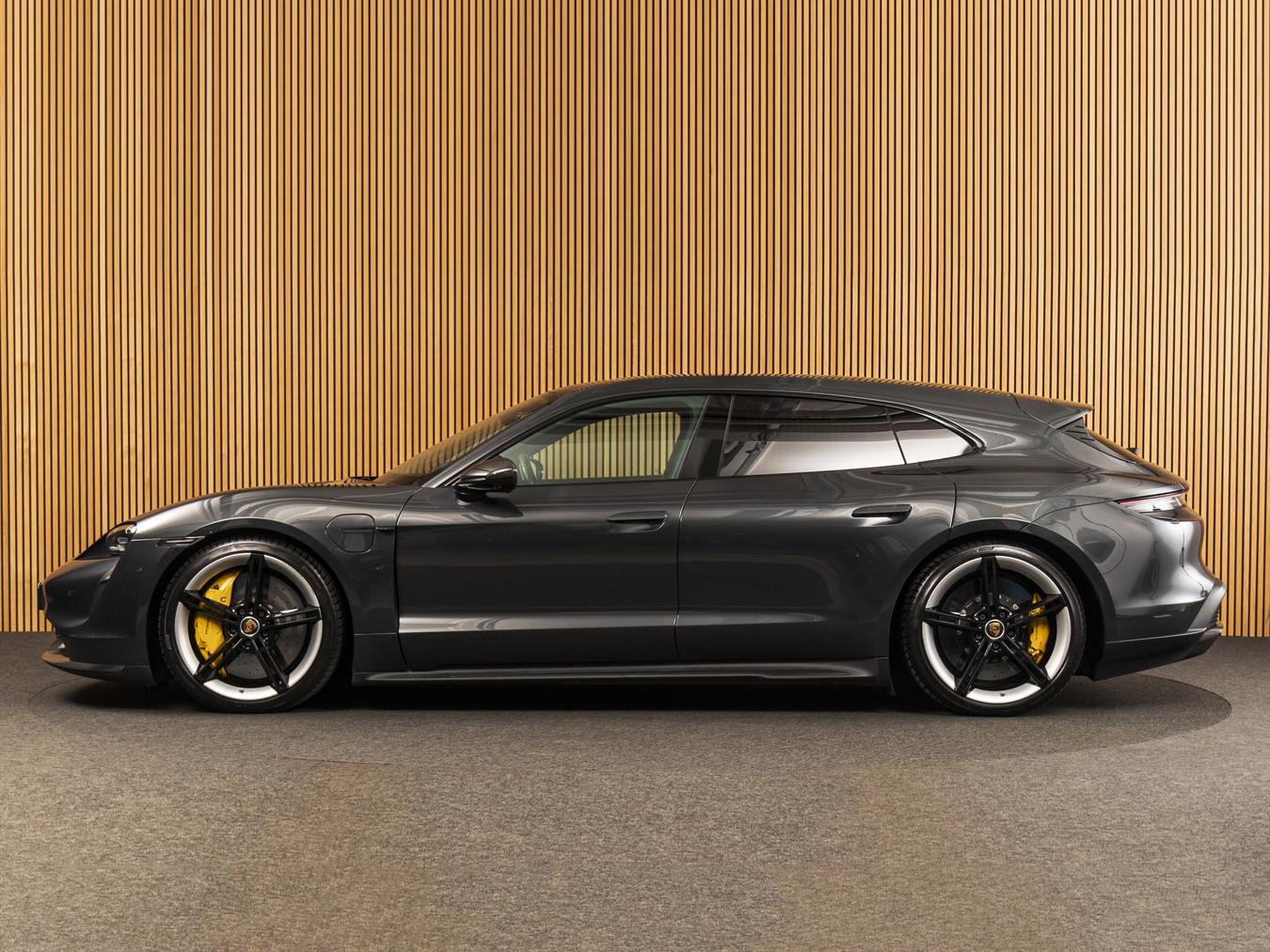 Porsche Taycan Sport Turismo Turbo S