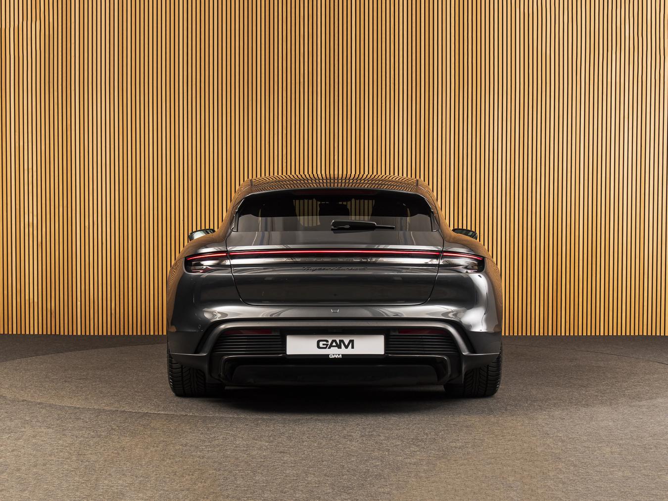 Porsche Taycan Sport Turismo Turbo S