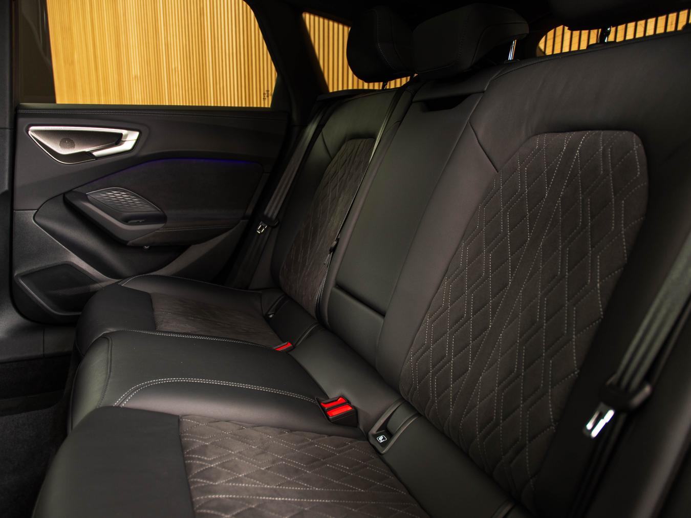 Audi A5 Avant e-Hybrid