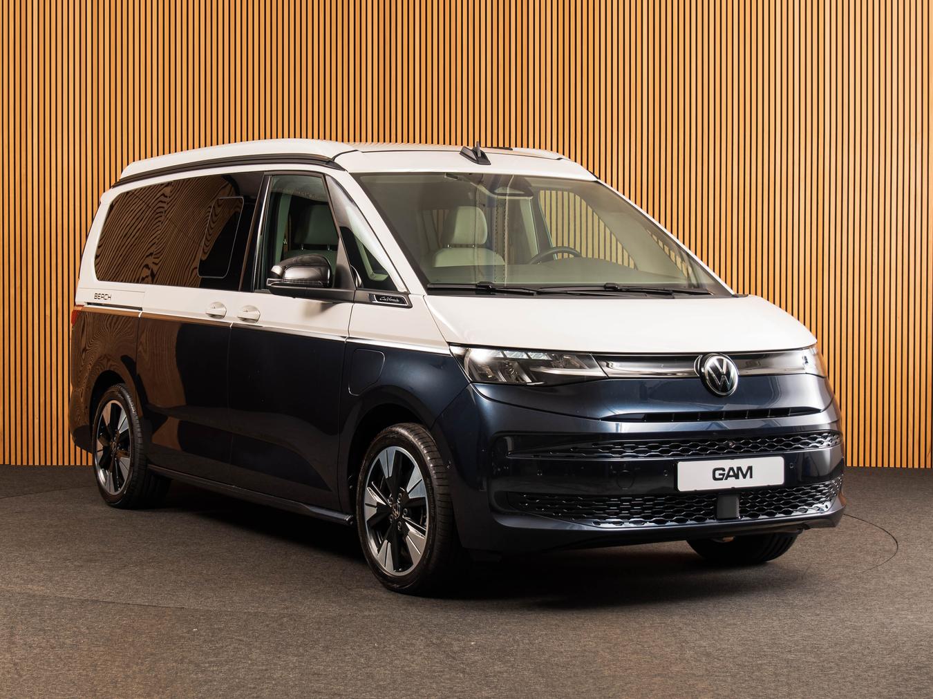 Volkswagen T7 California eHybrid 4M Beach