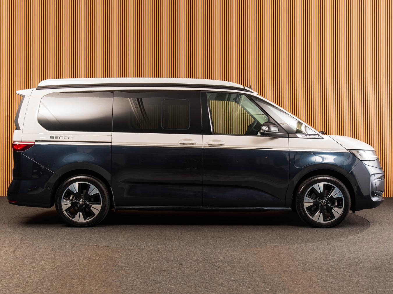 Volkswagen T7 California eHybrid 4M Beach