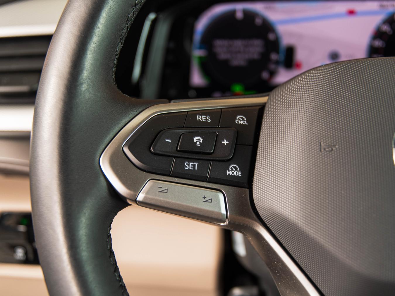 Volkswagen T7 California eHybrid 4M Beach