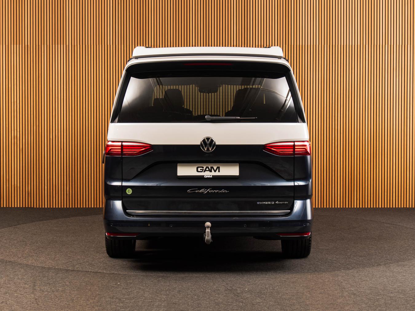 Volkswagen T7 California eHybrid 4M Beach