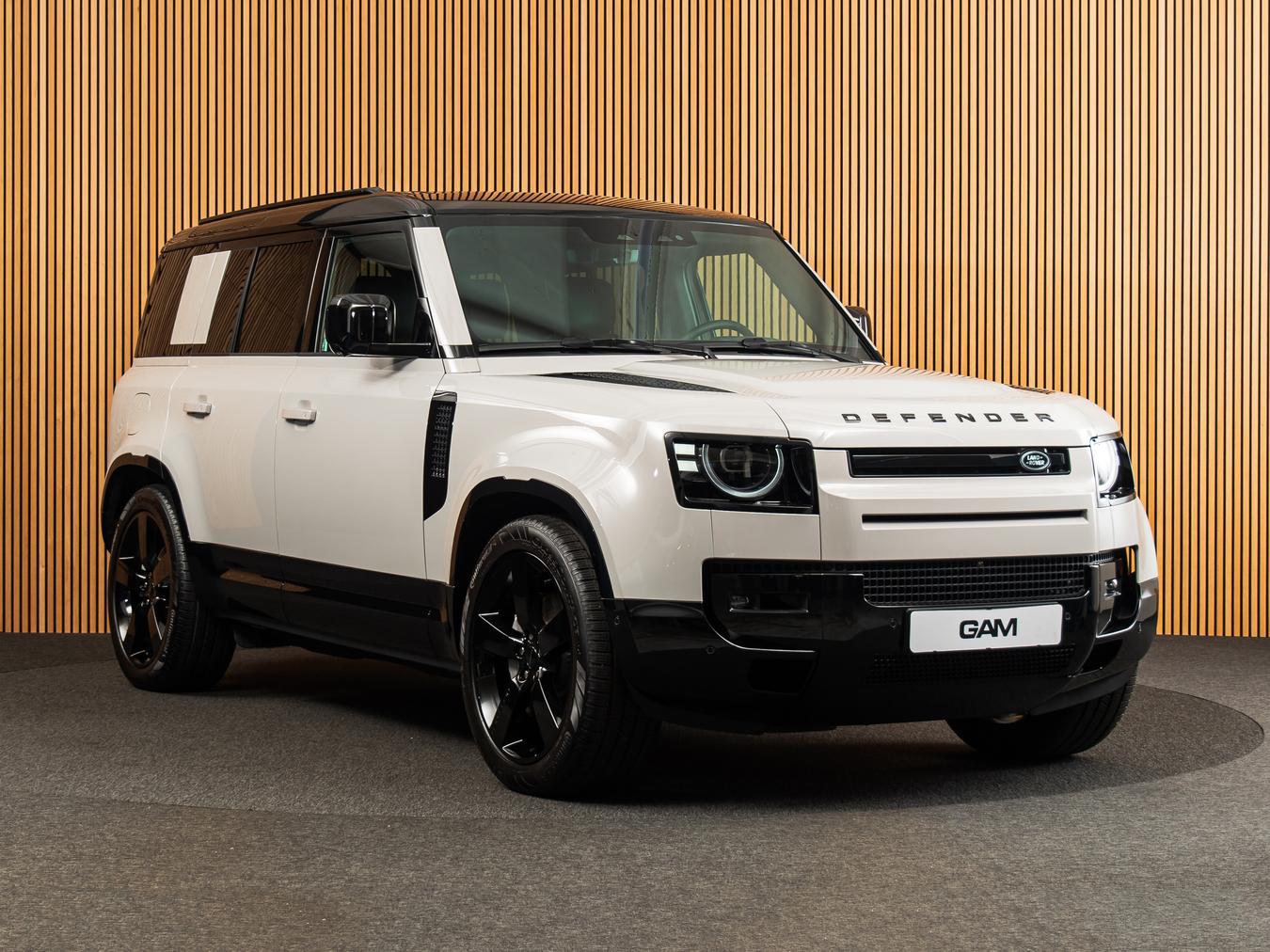 Land Rover Defender 110 X-Dynamic HSE P300e