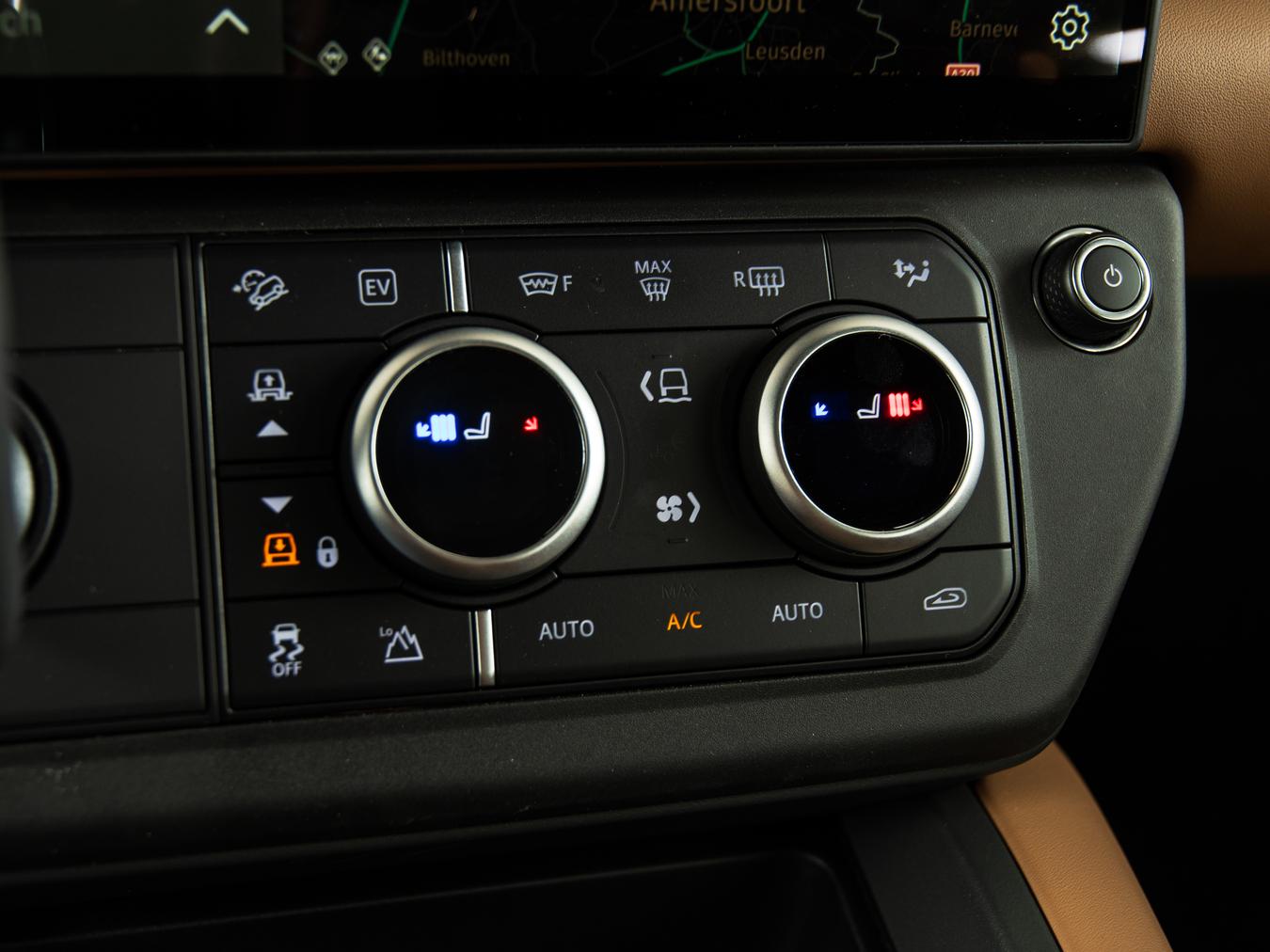 Land Rover Defender 110 X-Dynamic HSE P300e