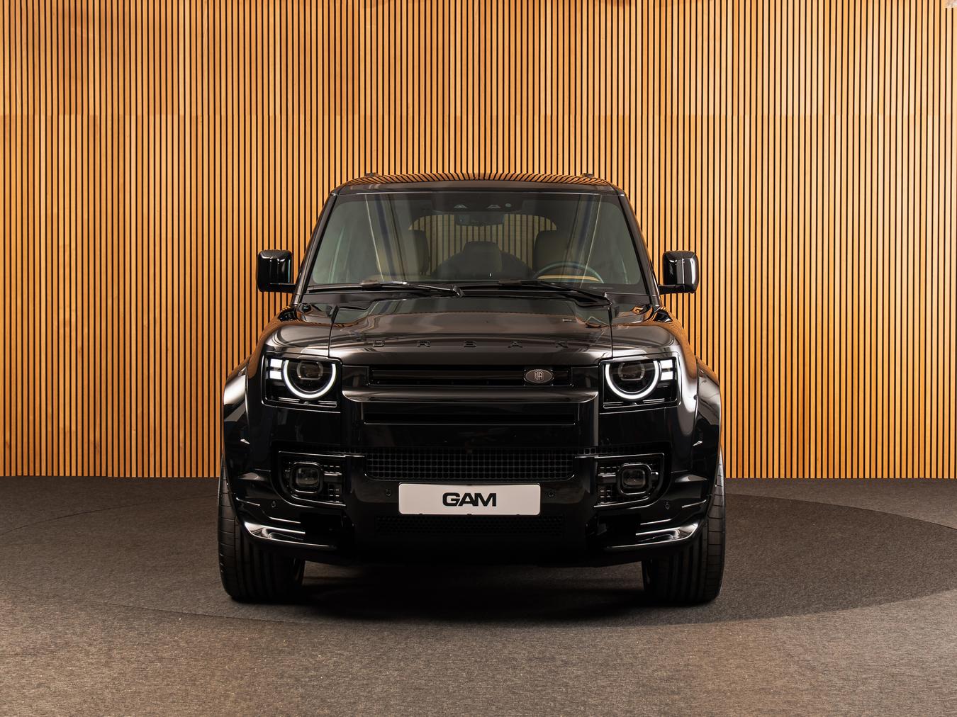 Land Rover Defender 110 X-Dynamic HSE P300e