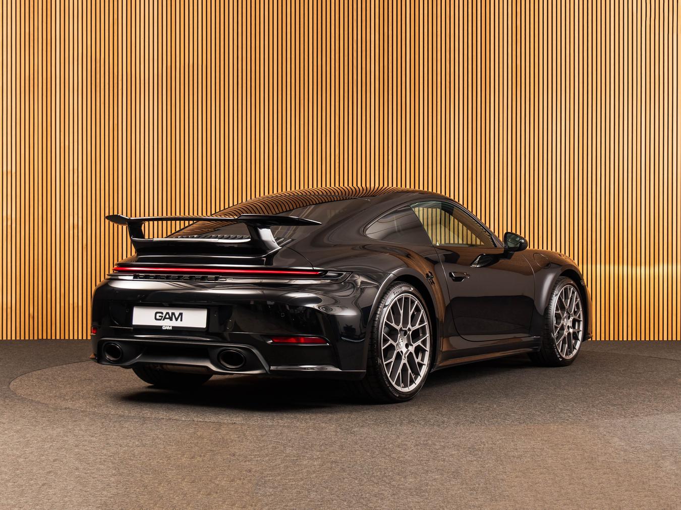 Porsche 911 Carrera