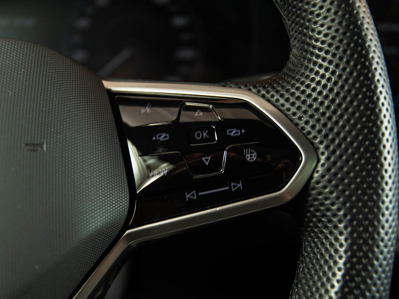 Volkswagen Touareg R eHybrid TSI 4MOTION