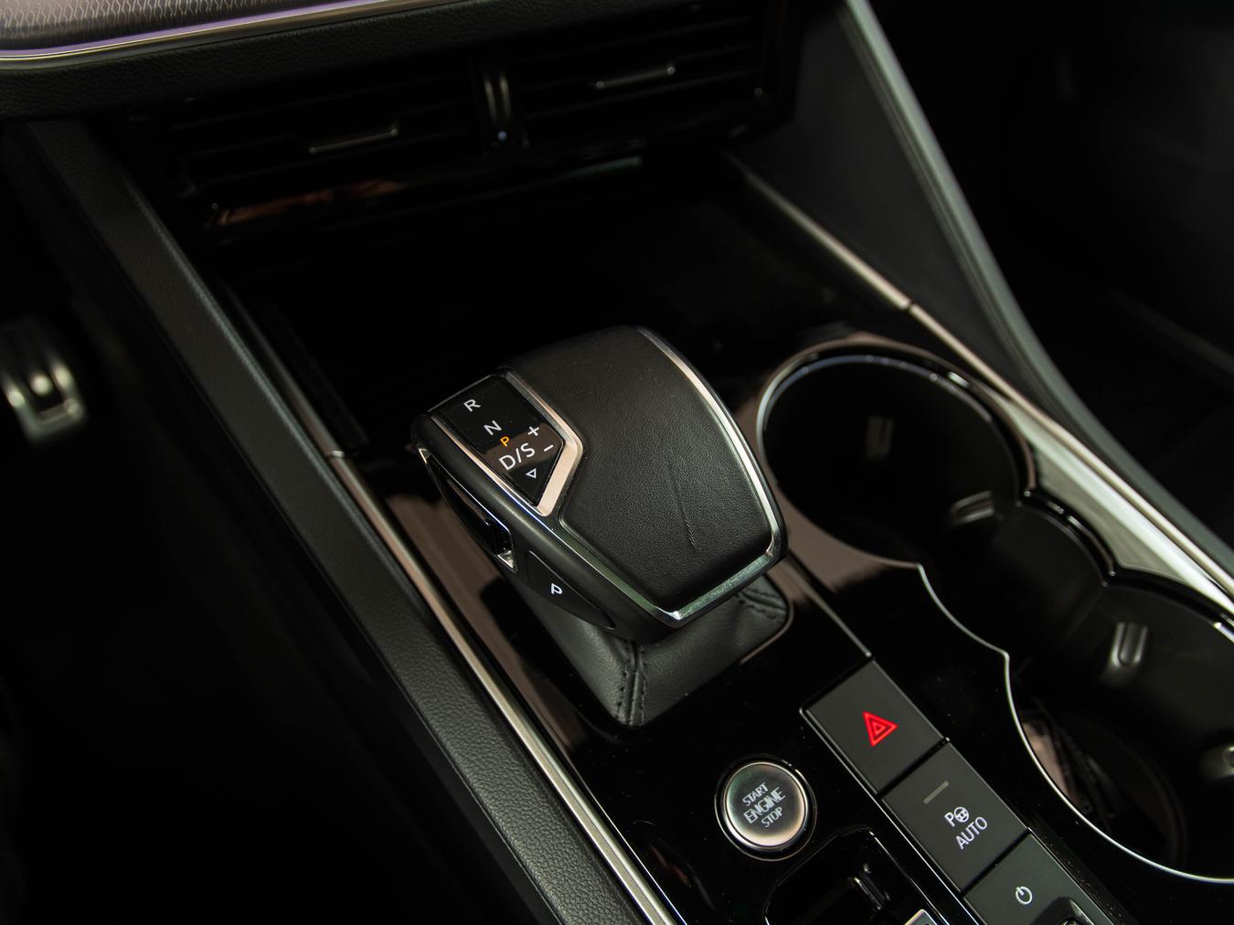 Volkswagen Touareg R eHybrid TSI 4MOTION