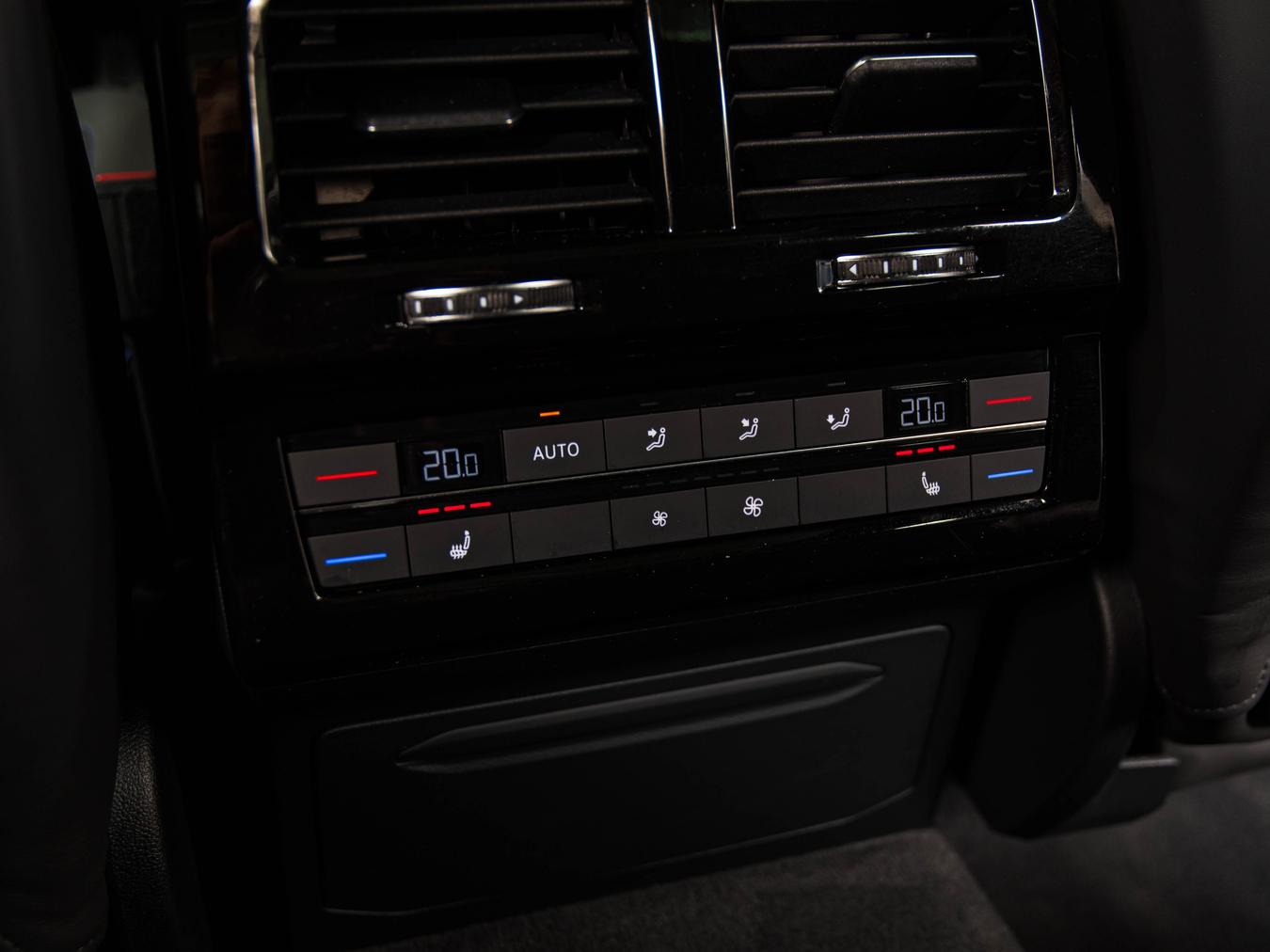 Volkswagen Touareg R eHybrid TSI 4MOTION