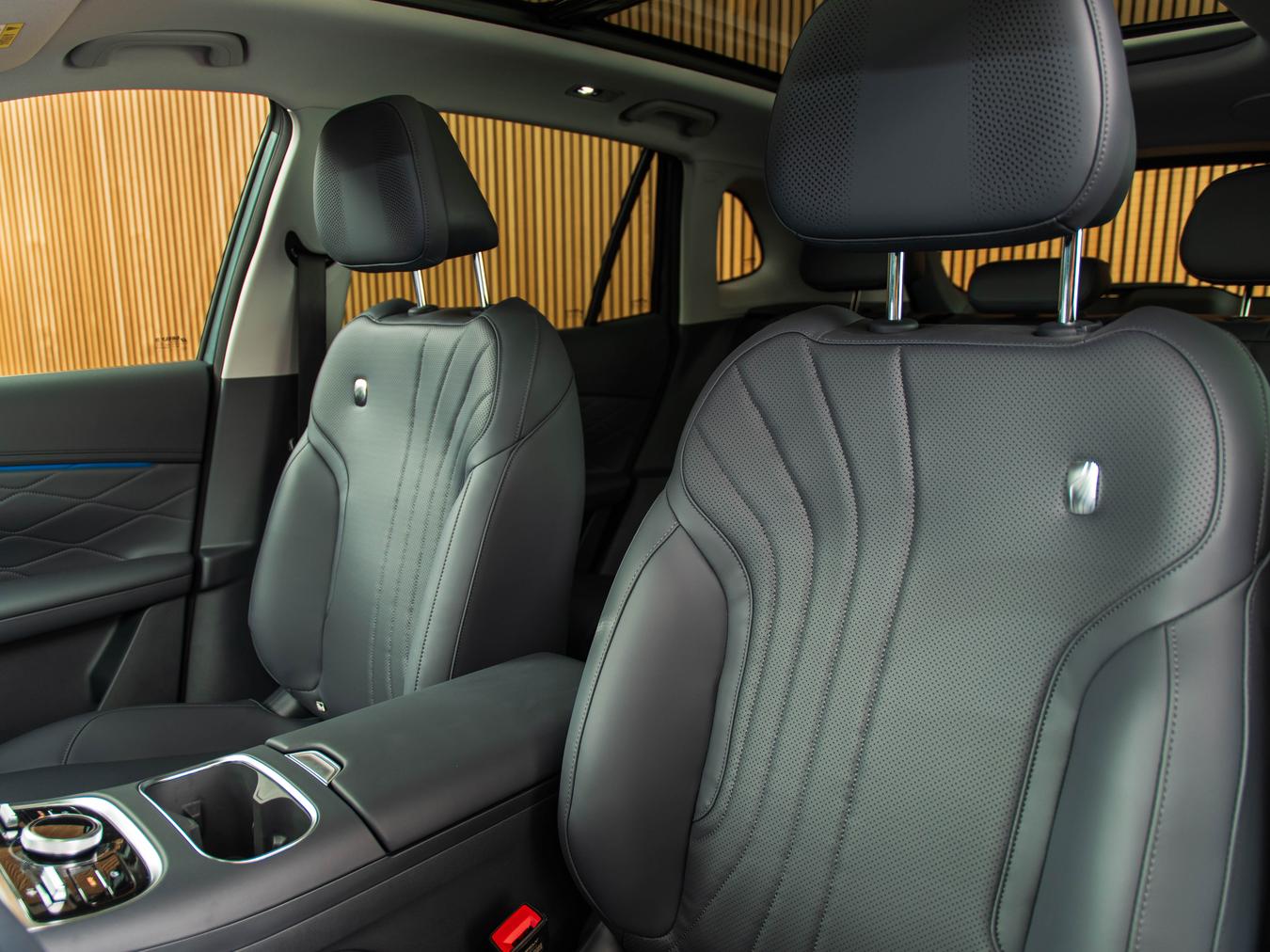 Geely Starray EM-i Max+