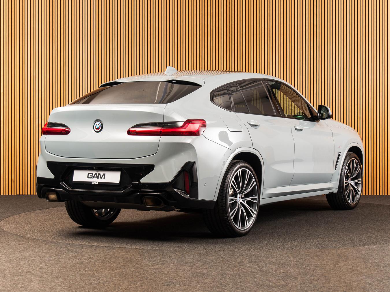 BMW X4 Xdrive20i