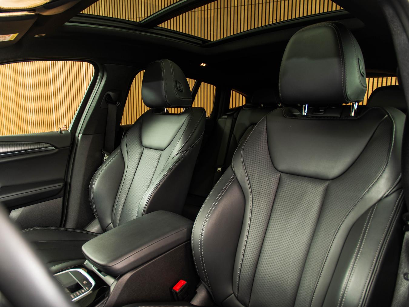 BMW X4 Xdrive20i
