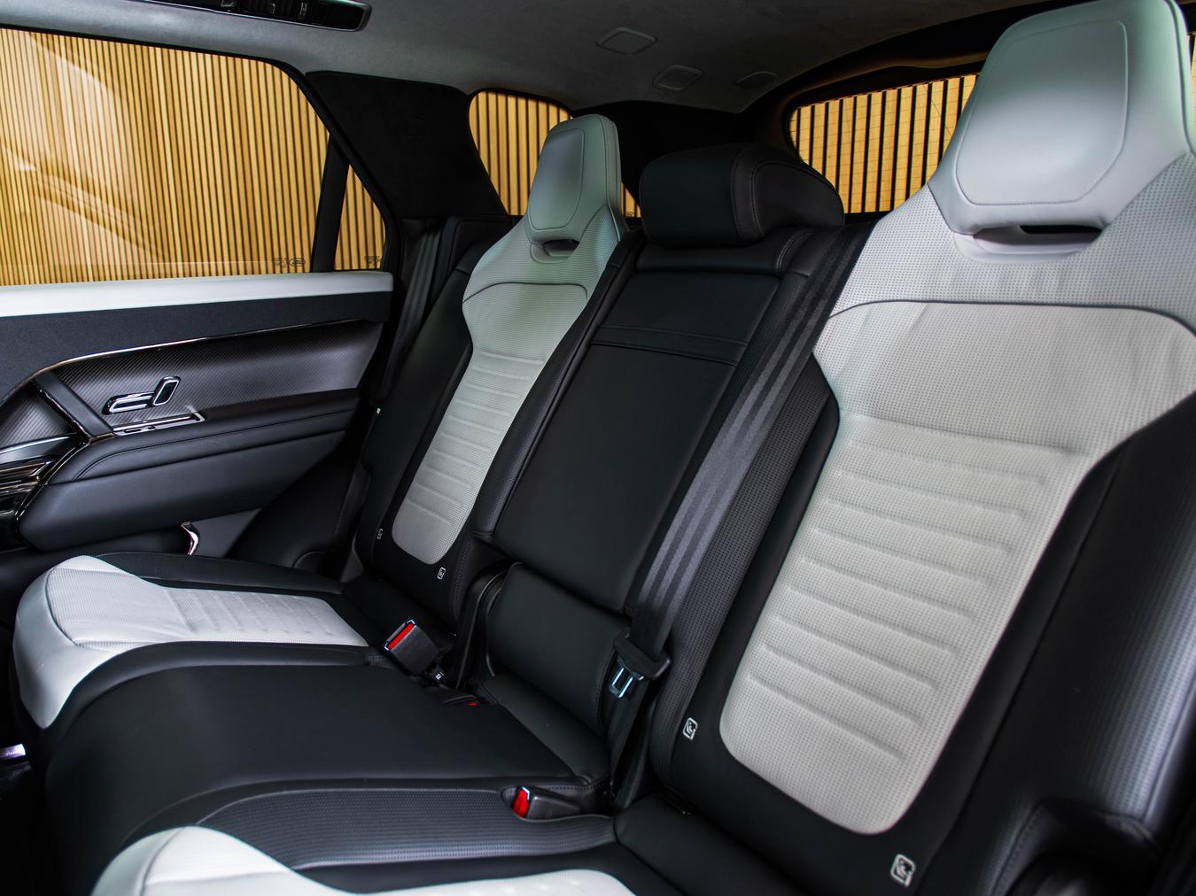 Land Rover Range Rover Sport P635 SV