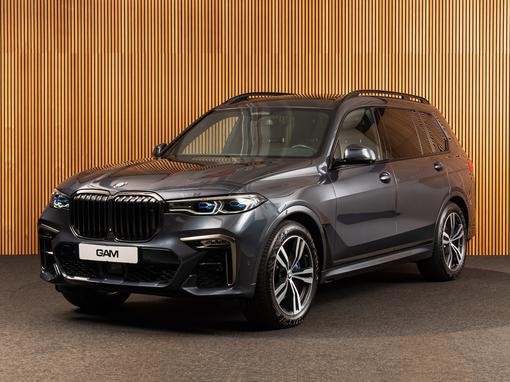 BMW X7 M50i