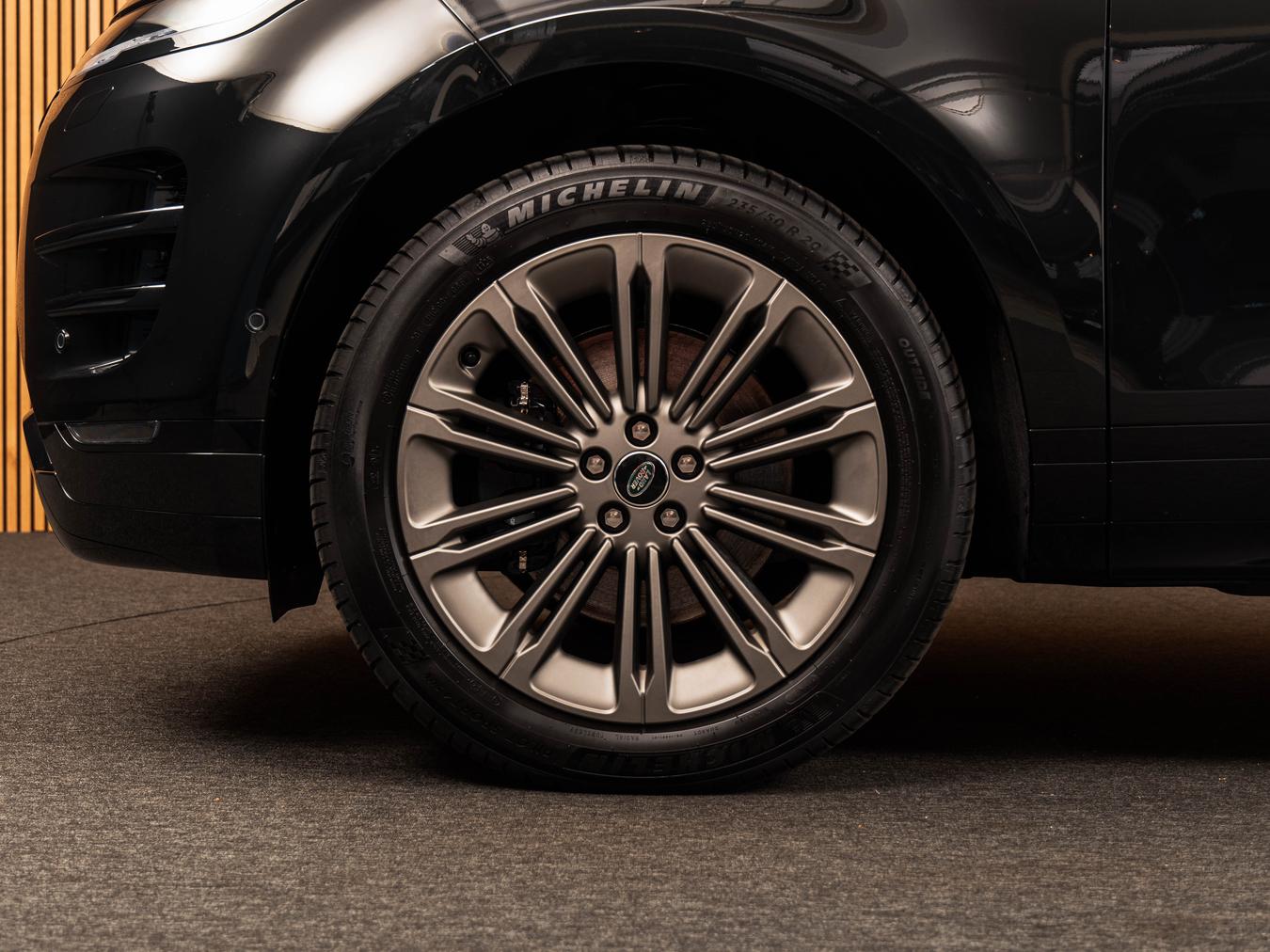 Land Rover Range Rover Evoque P270e Dynamic SE