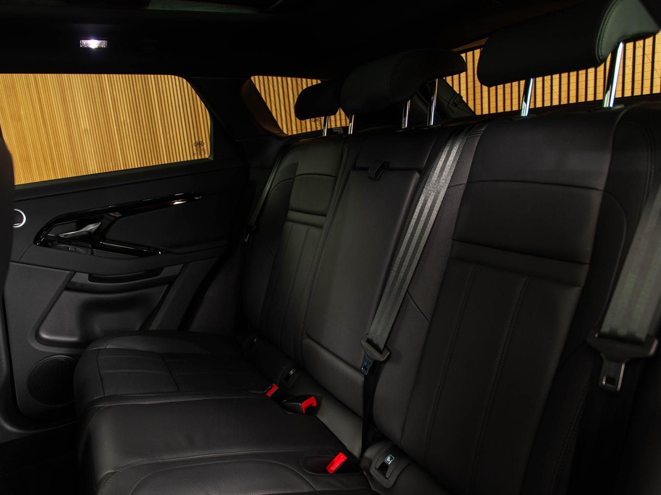 Land Rover Range Rover Evoque P270e Dynamic SE